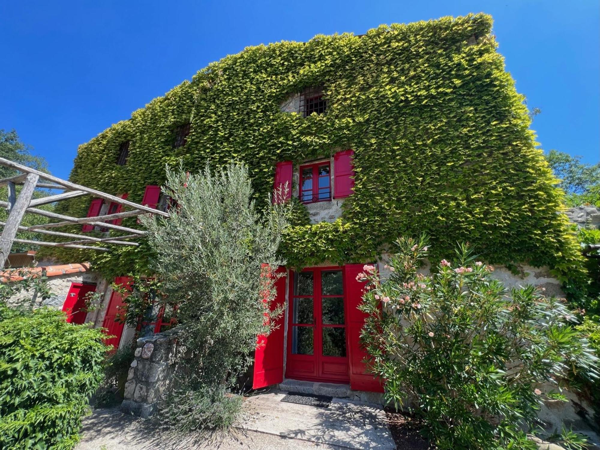 Mas Lo Faix Bed and Breakfast Saint-Laurent-de-Cerdans Exterior foto