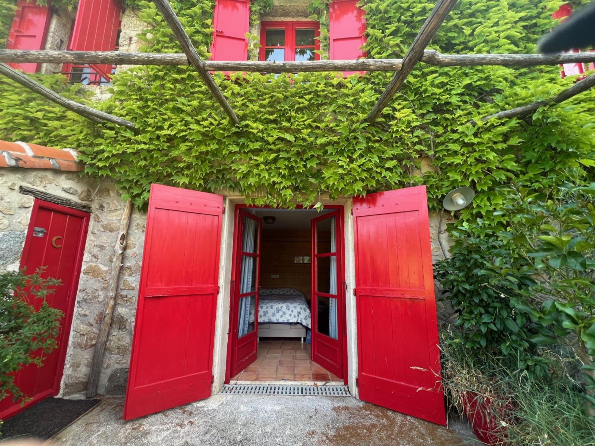 Mas Lo Faix Bed and Breakfast Saint-Laurent-de-Cerdans Exterior foto